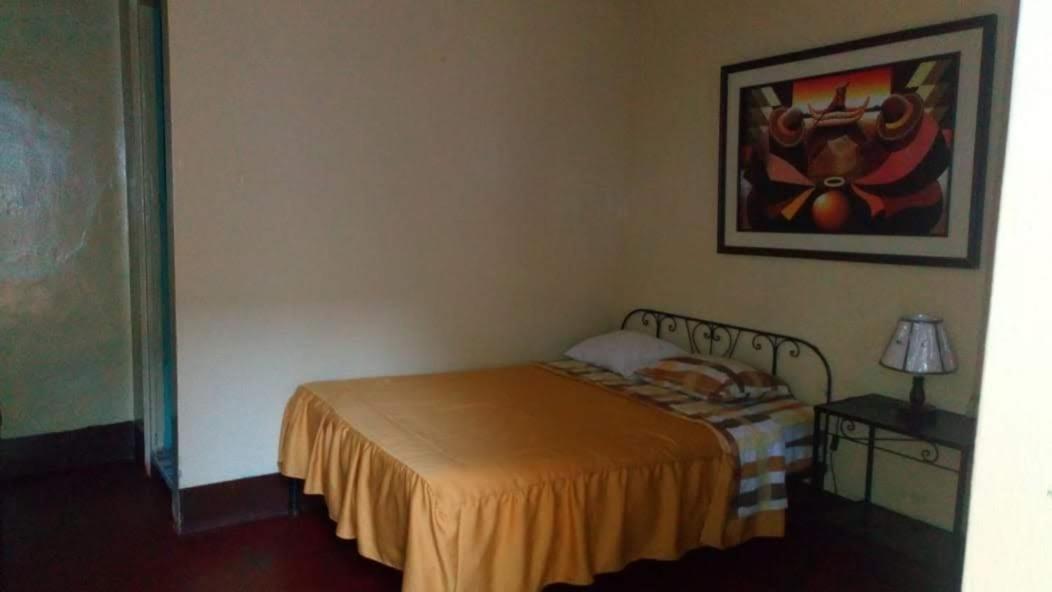 Hostal Virrey & Tours Trujillo Exterior foto